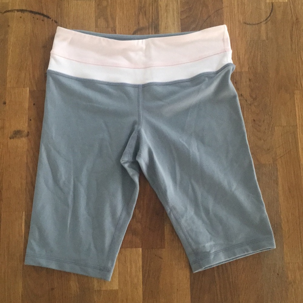 Lululemon gray and pink bike shorts